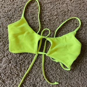 Frankies bikinis top